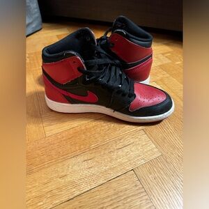 Nike Bred 1’s. Size 6Y